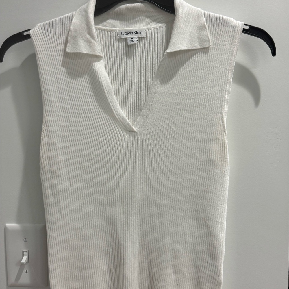 Calvin Klein White Sleeveless Ribbed Polo Knit Top